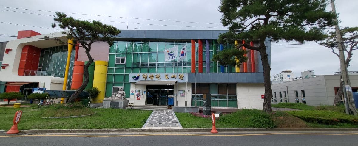 장흥군 정남진도서관, '2026년 문학 상주 작가 지원사업' 선정